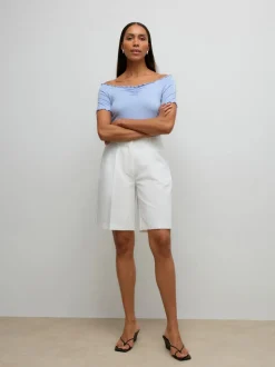 AWAMYRA Top