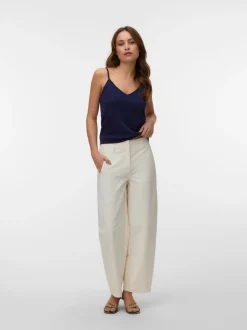 AWARIA Top