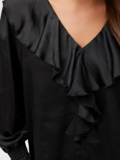 AWBEA Top