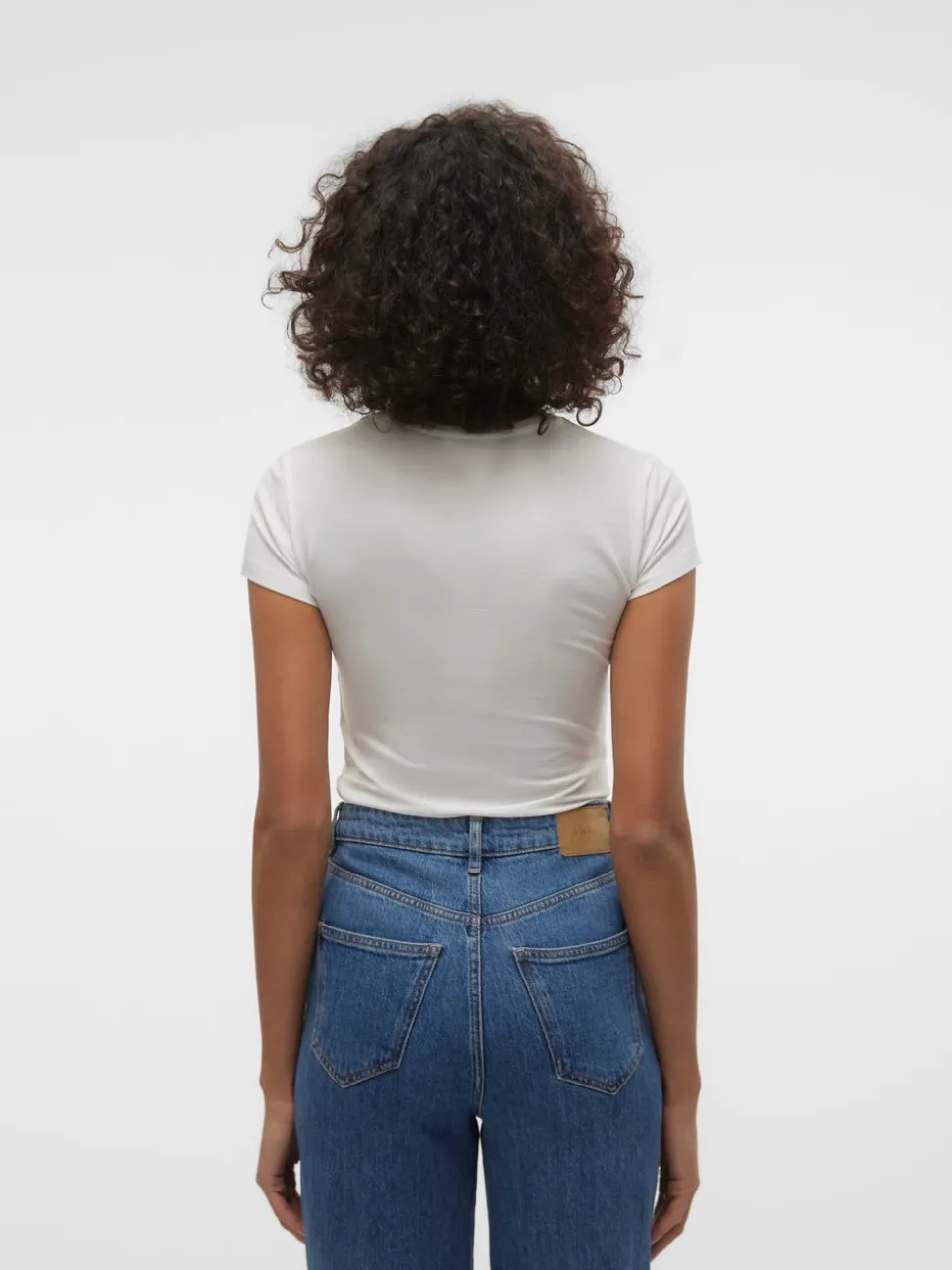 AWINES Top