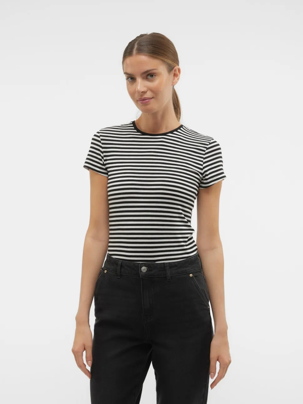 AWINES Top