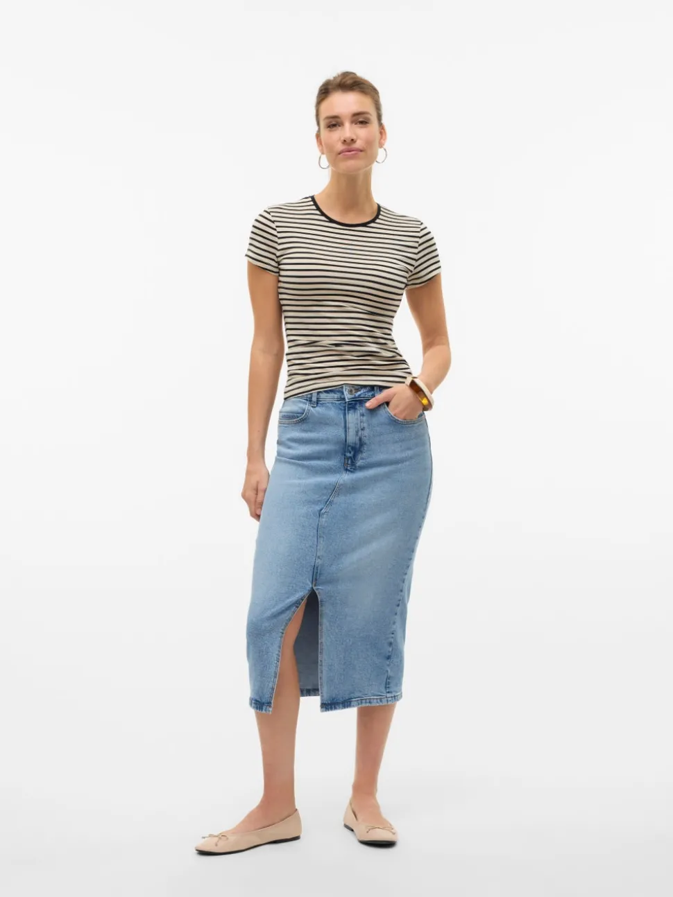 AWINES Top