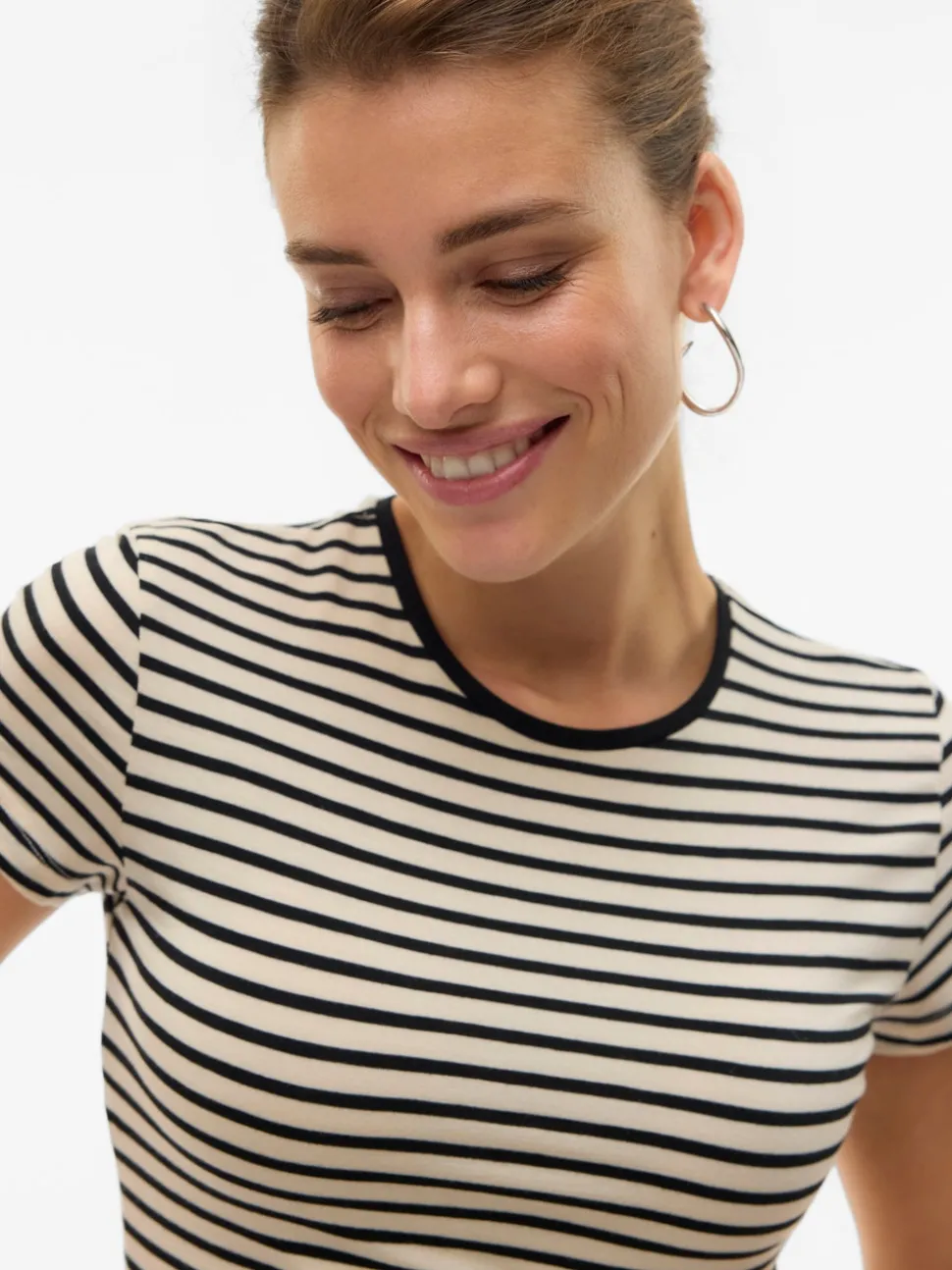 AWINES Top