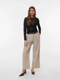AWLILIANA Top