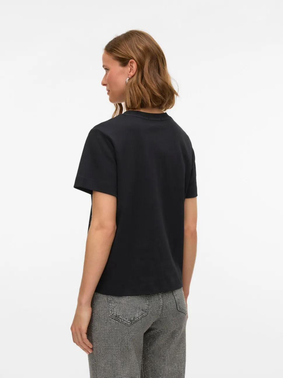 AWNAIMA T-shirts