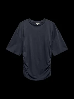 AWNAVARO T-shirts