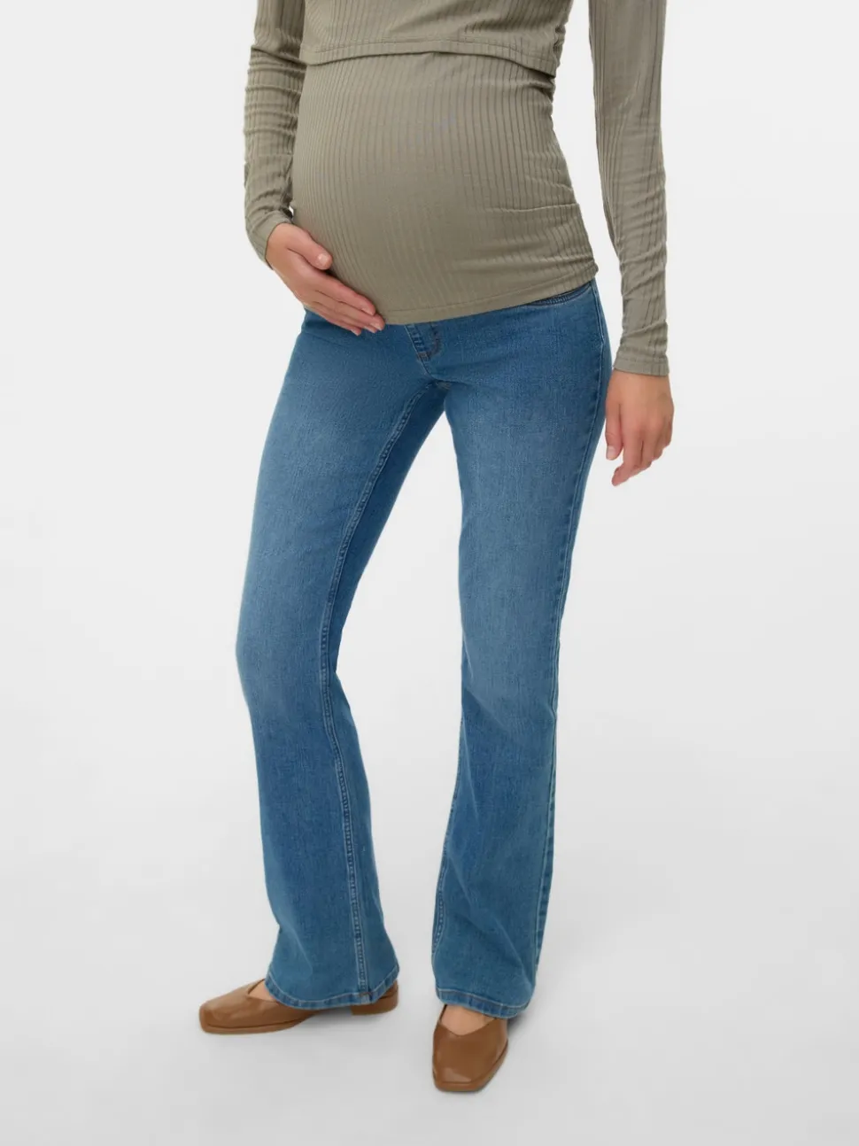 Flared fit Jeans