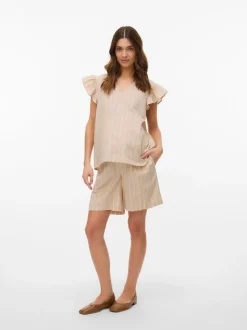 Regular fit Mid rise Shorts