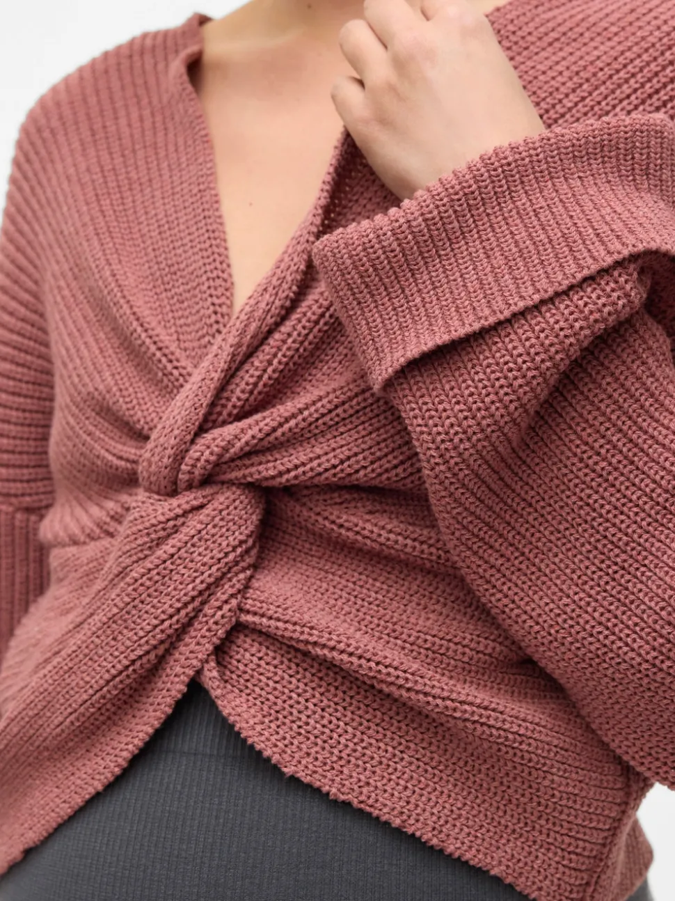 Regular fit V-Hals Mouwuiteinden met omslag Verlaagde schoudernaden Pullover