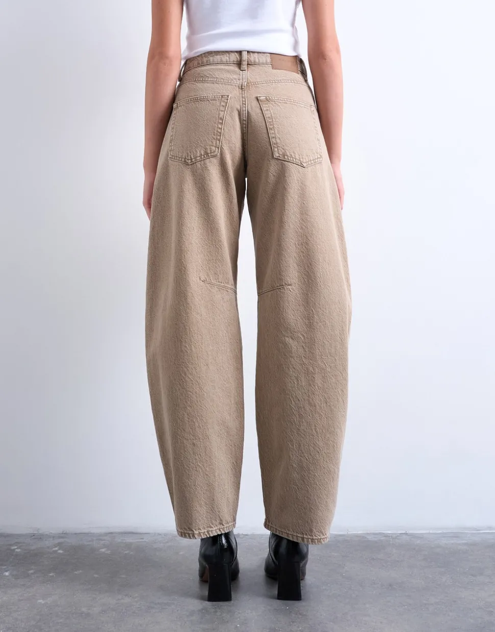 TSBRIANNA High rise Barrel fit Jeans