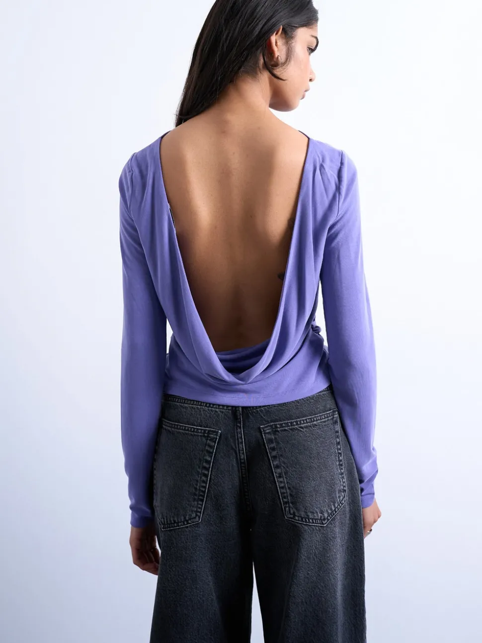 TSELINE Top