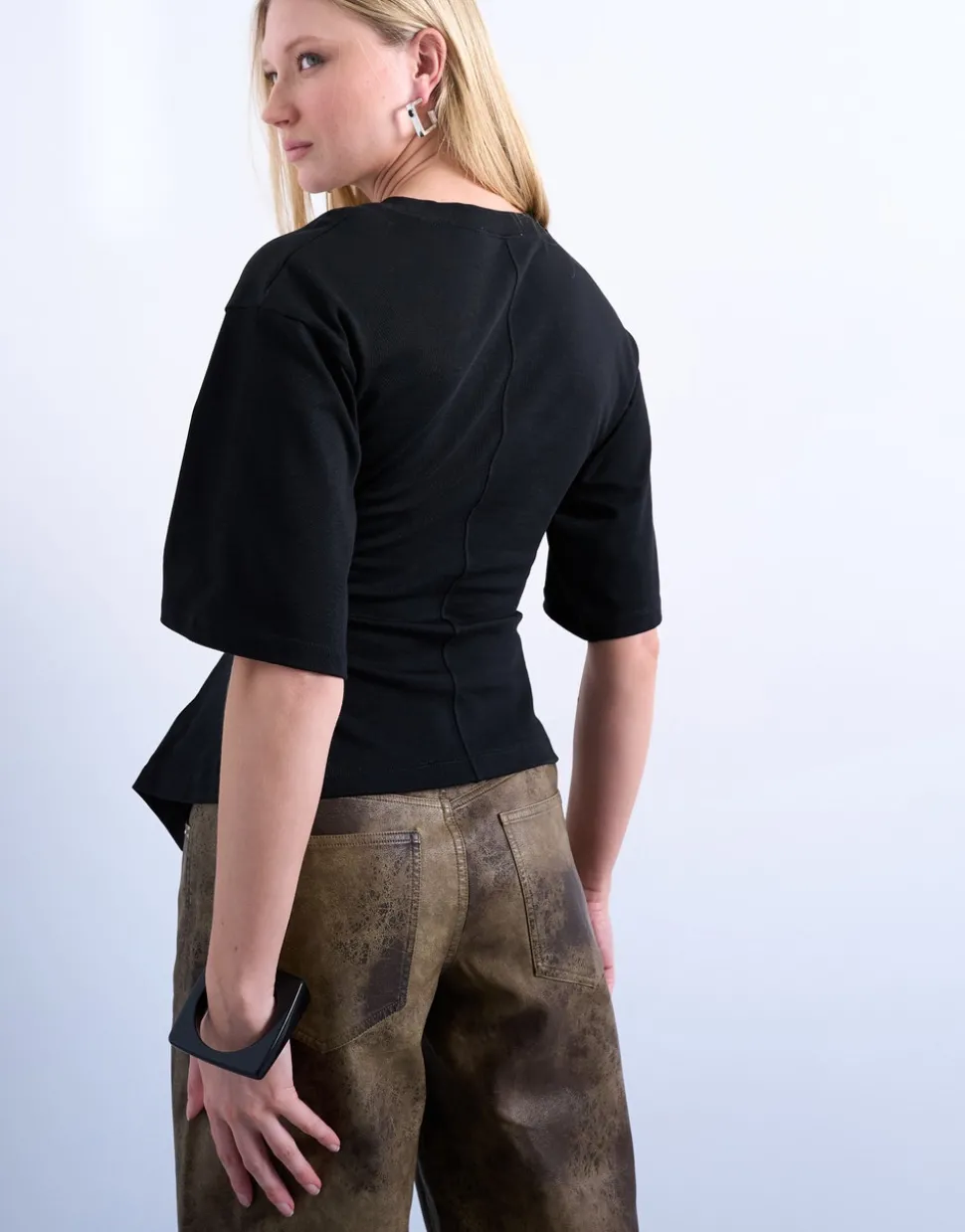 TSKAMILLA T-shirts