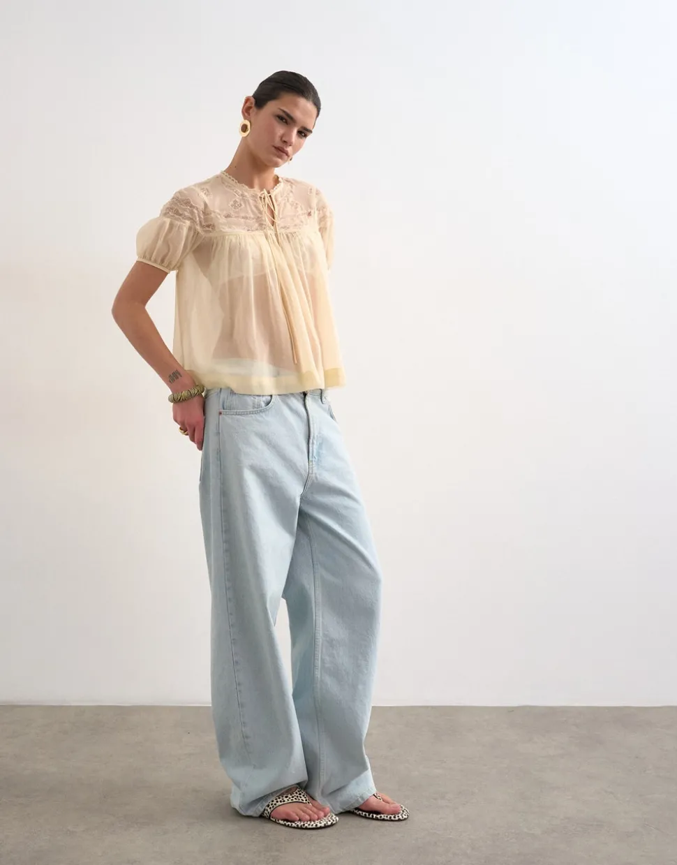 TSLAYLA Top
