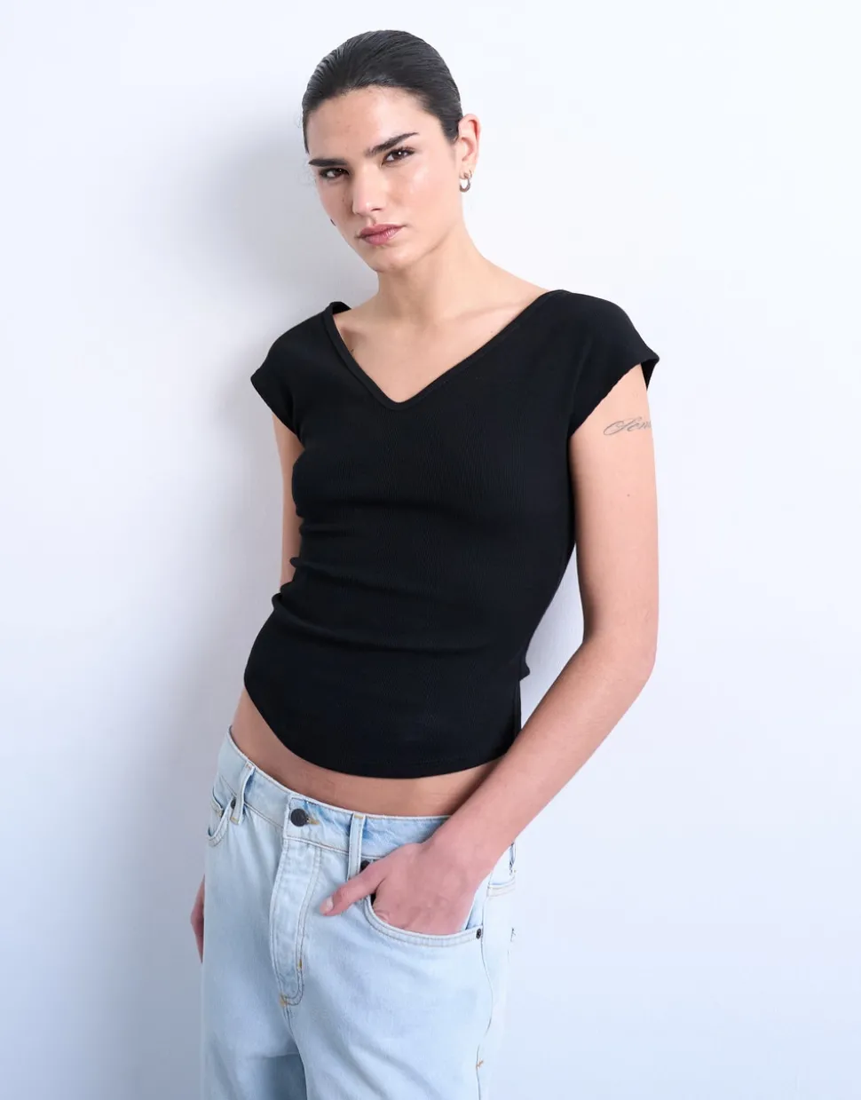 TSLISSY T-shirts