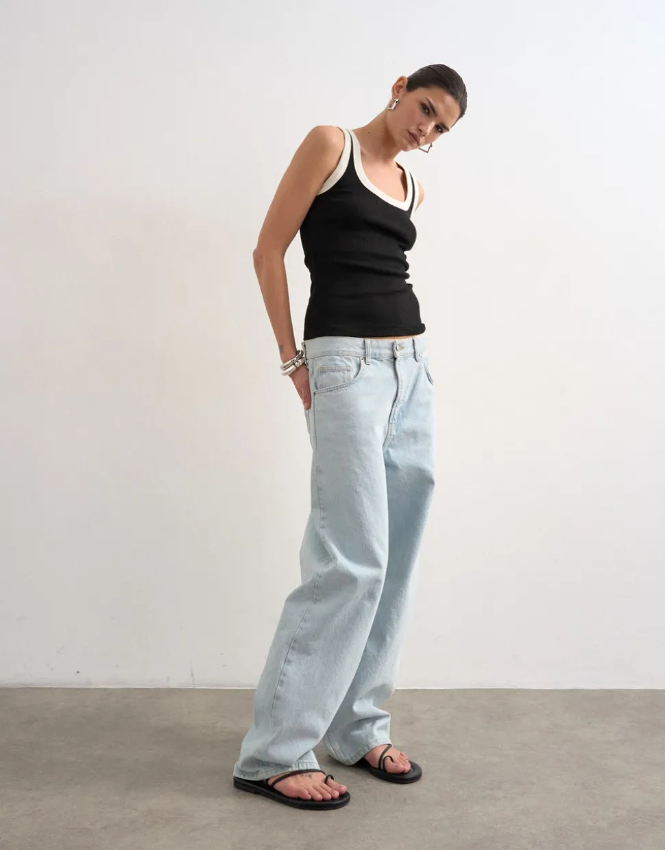 TSRAJA Top