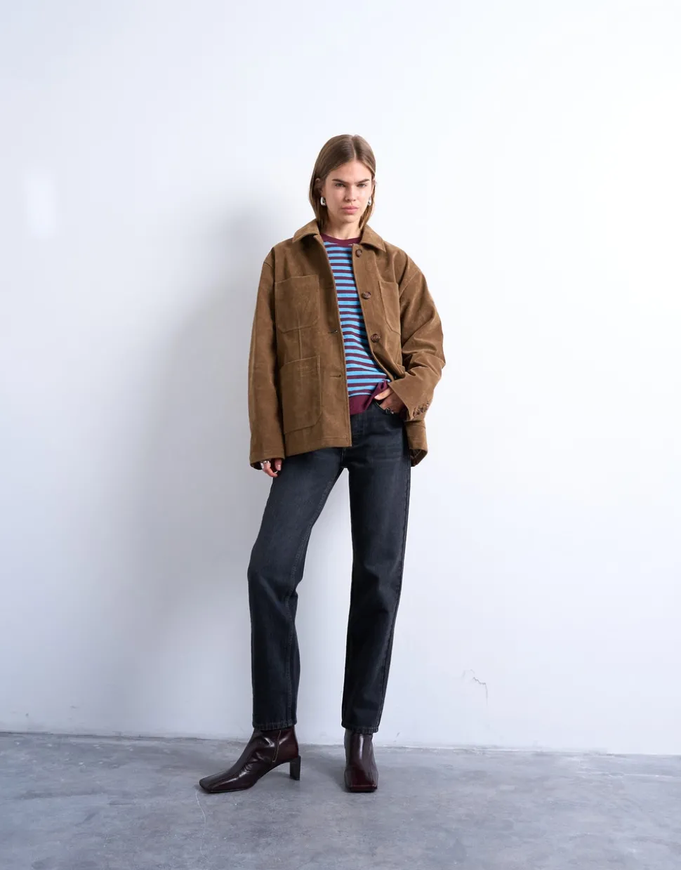 TSRUNWAY Mid rise Straight fit Jeans