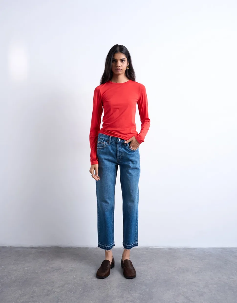 TSRUNWAY Mid rise Straight fit Jeans