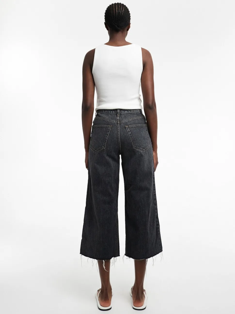 TSVERA High rise Brede pasvorm - bijgesneden Jeans