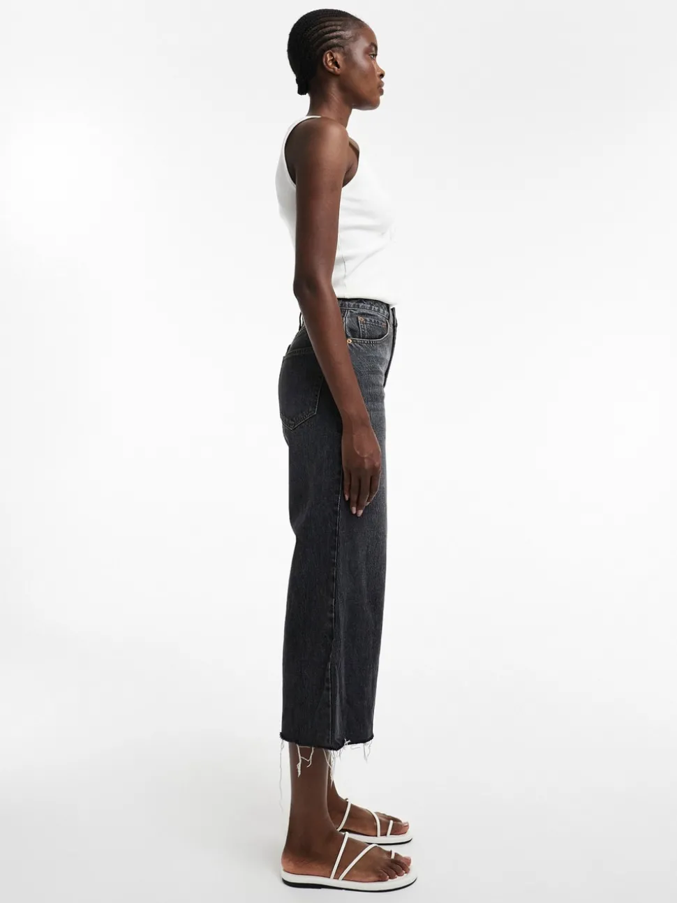 TSVERA High rise Brede pasvorm - bijgesneden Jeans
