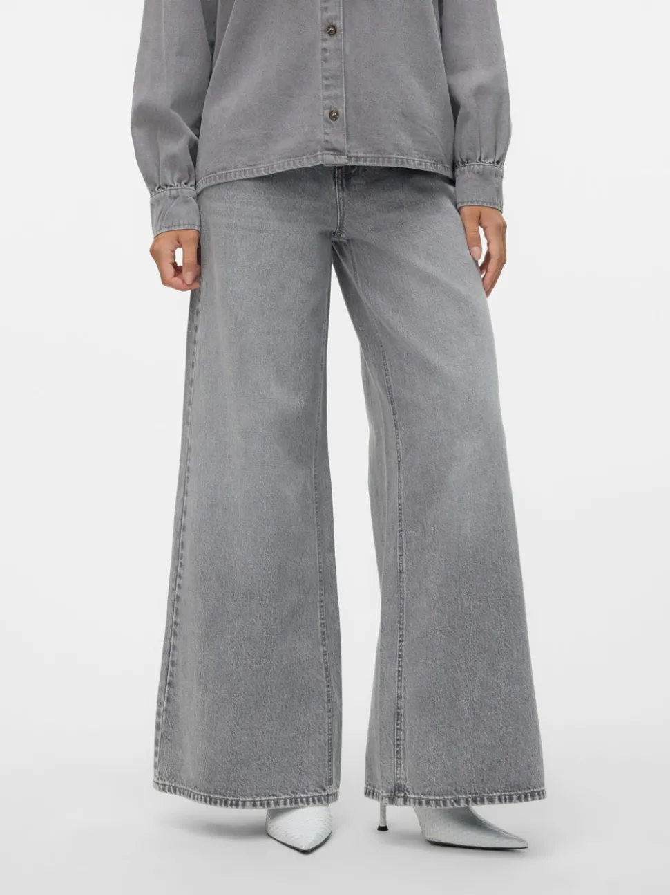VMANNET Mid waist Wide leg fit Jeans