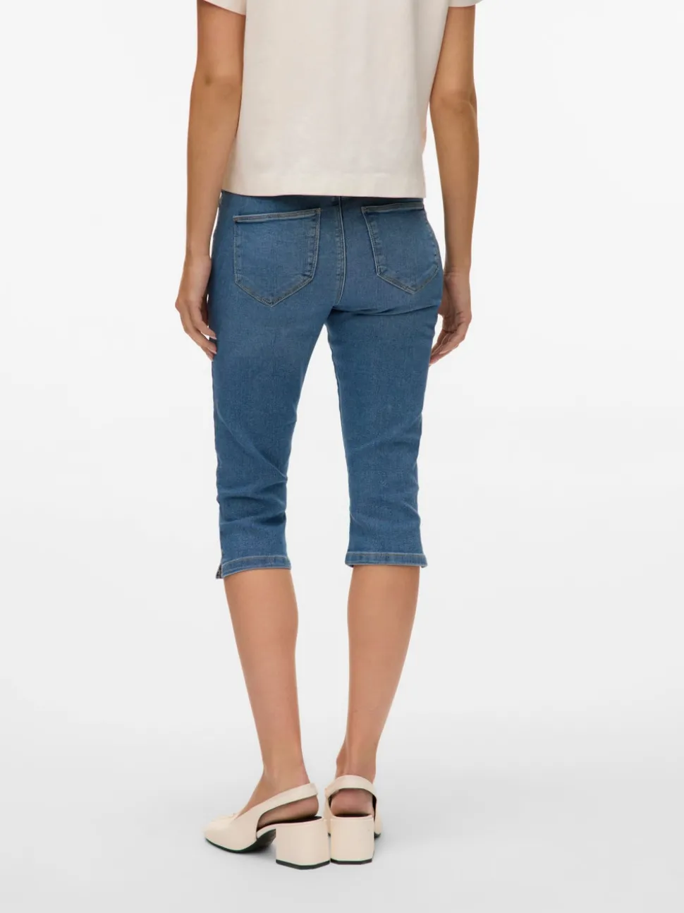 VMELLY Mid rise Slim fit Capris