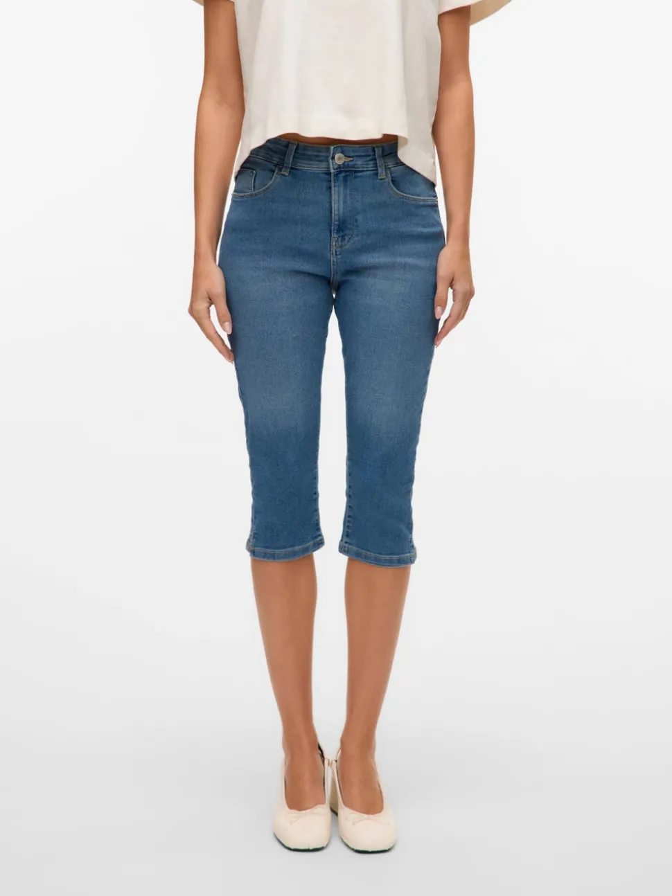 VMELLY Mid rise Slim fit Capris