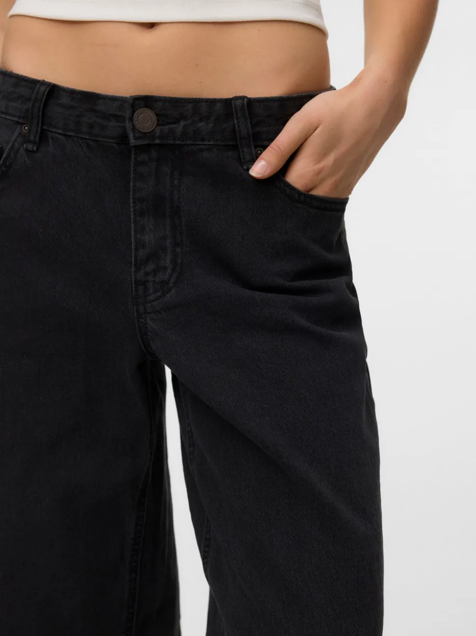 VMFAYE Low rise Wide leg fit Jeans