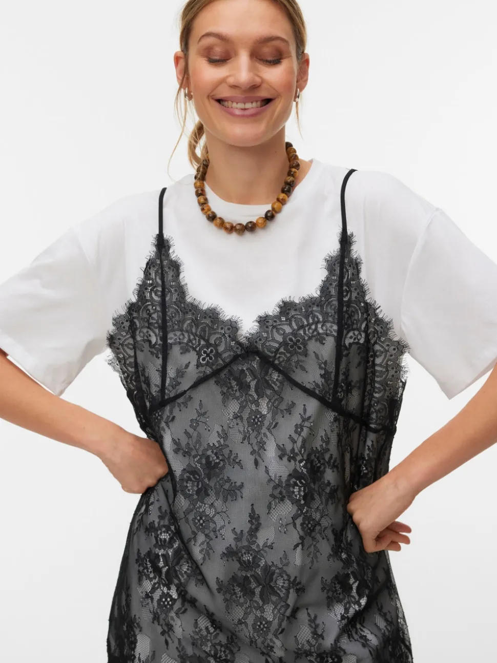 VMIRINA T-shirts