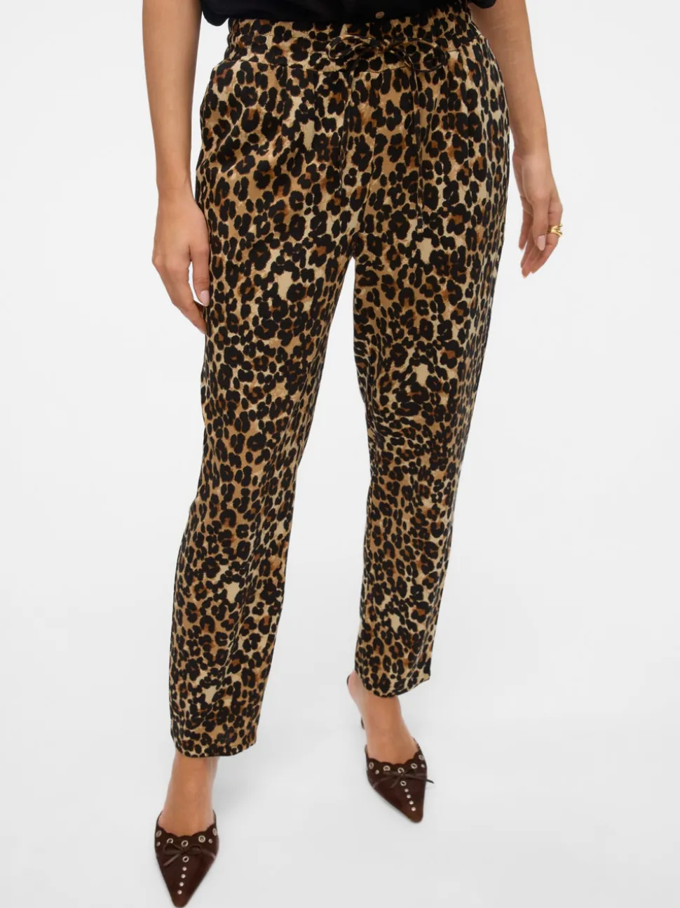 VMJESMILO Mid waist Broek