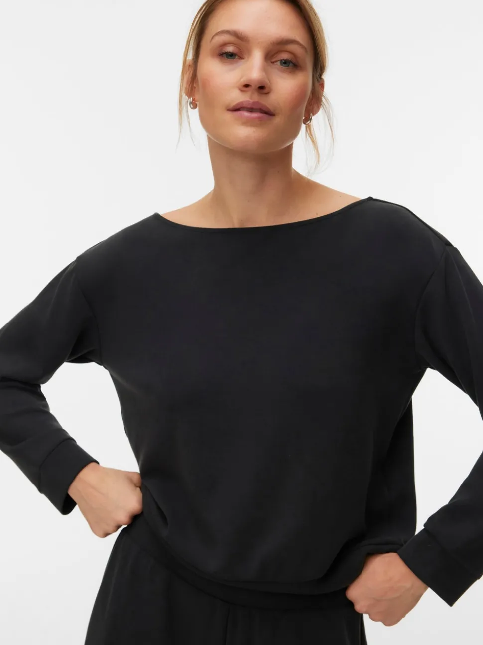 VMJULIA Top