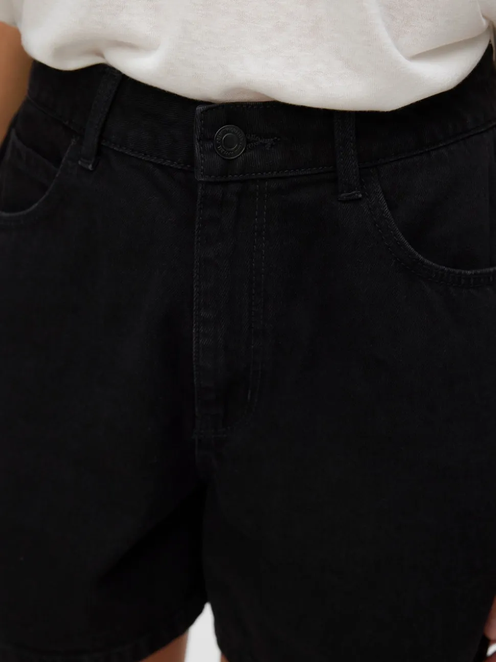 VMKIRSA Denim shorts