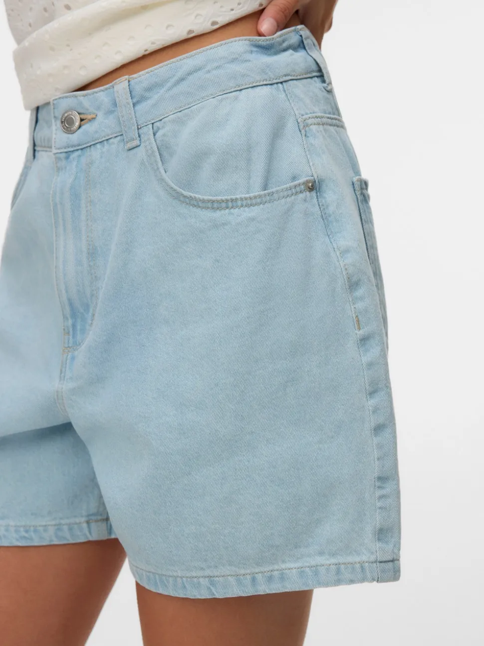 VMKIRSA Denim shorts