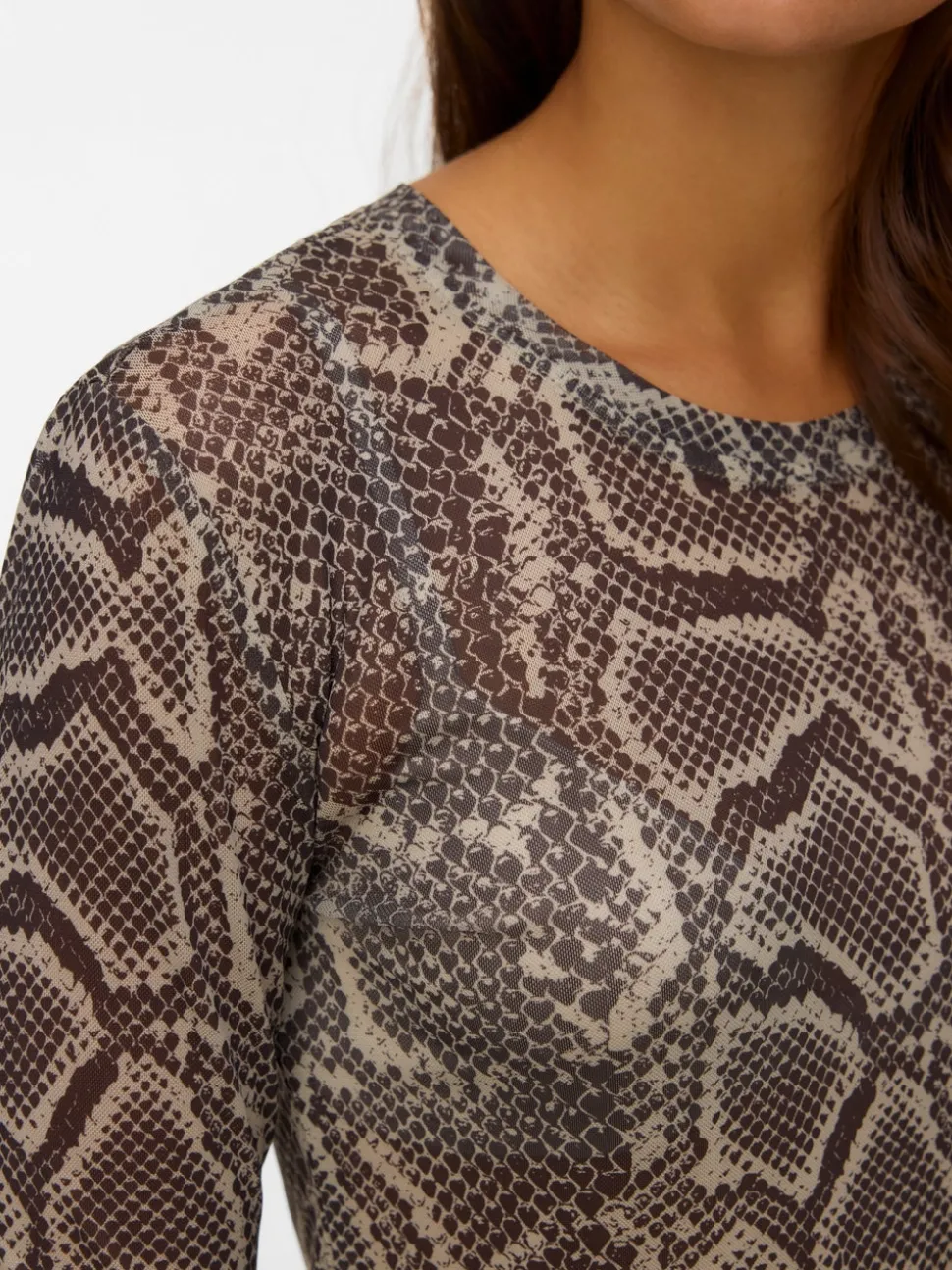 VMLOVA Top