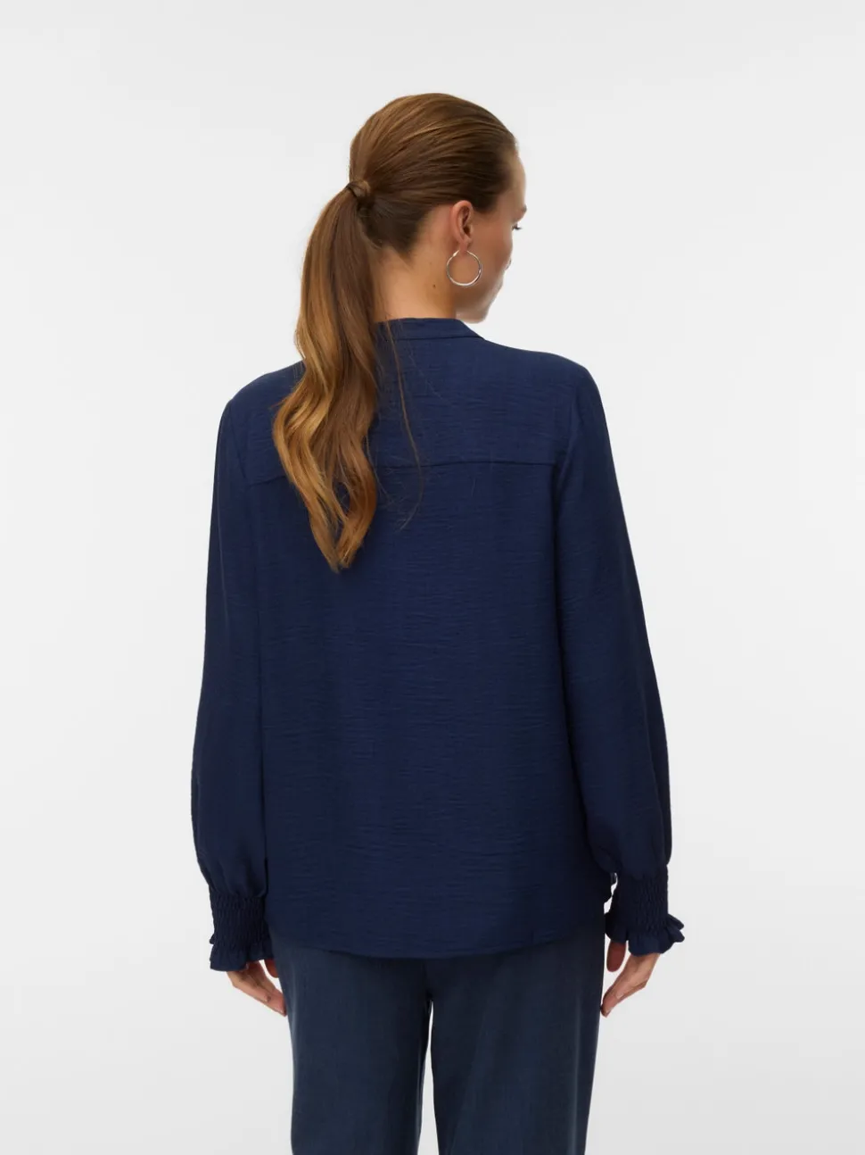 VMMELANEY Top