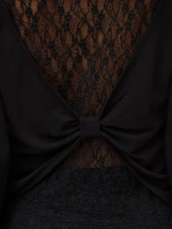 VMMILA Top