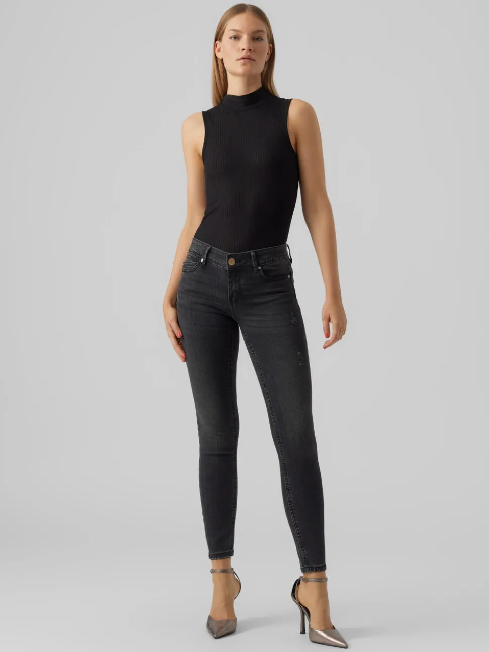 VMROBYN Low rise Skinny fit Jeans