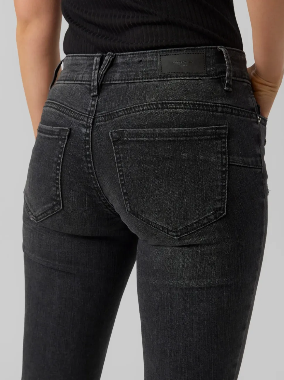 VMROBYN Low rise Skinny fit Jeans
