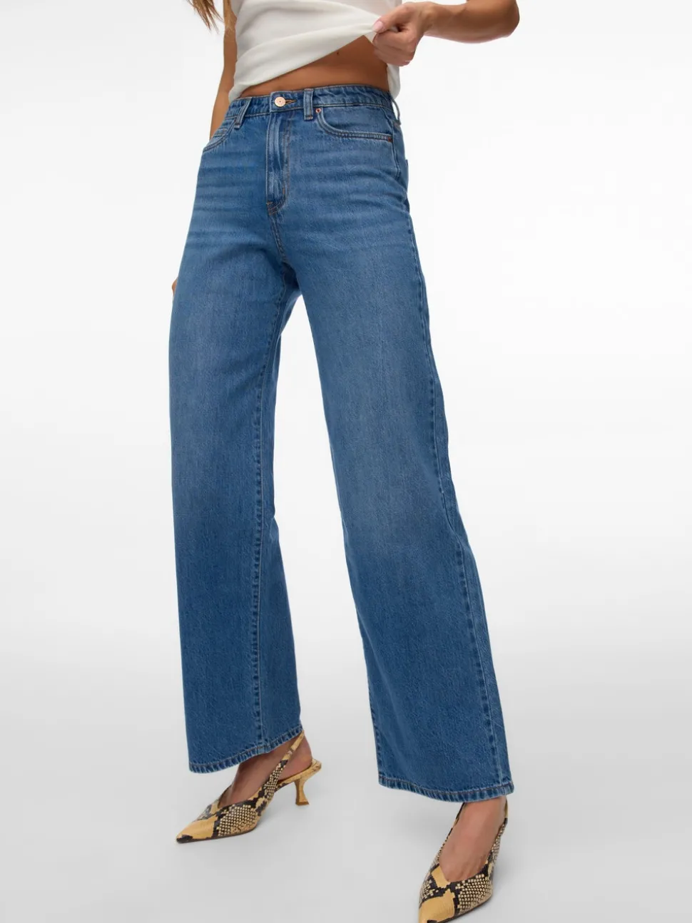 VMVEGA High rise Wide leg fit Jeans